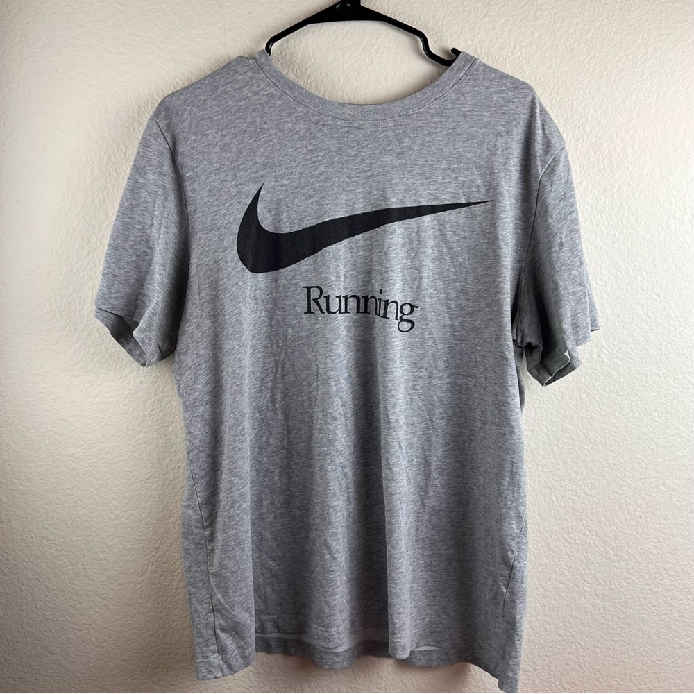 Lot of 2 Men’s Shirts Nike Champion Size Large